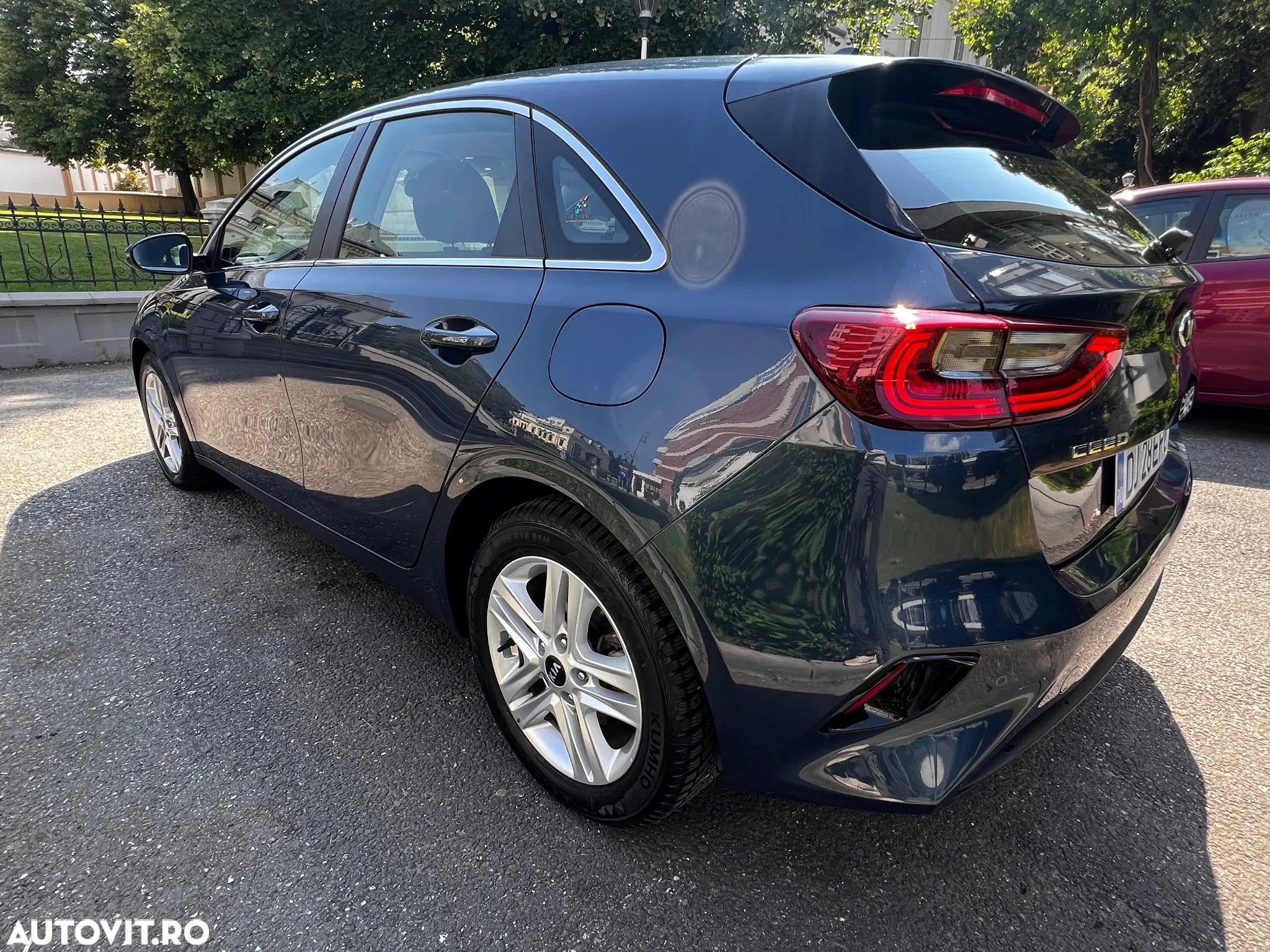 Kia Ceed 1.0 T-GDI 120 OPF Edition 7 - 27