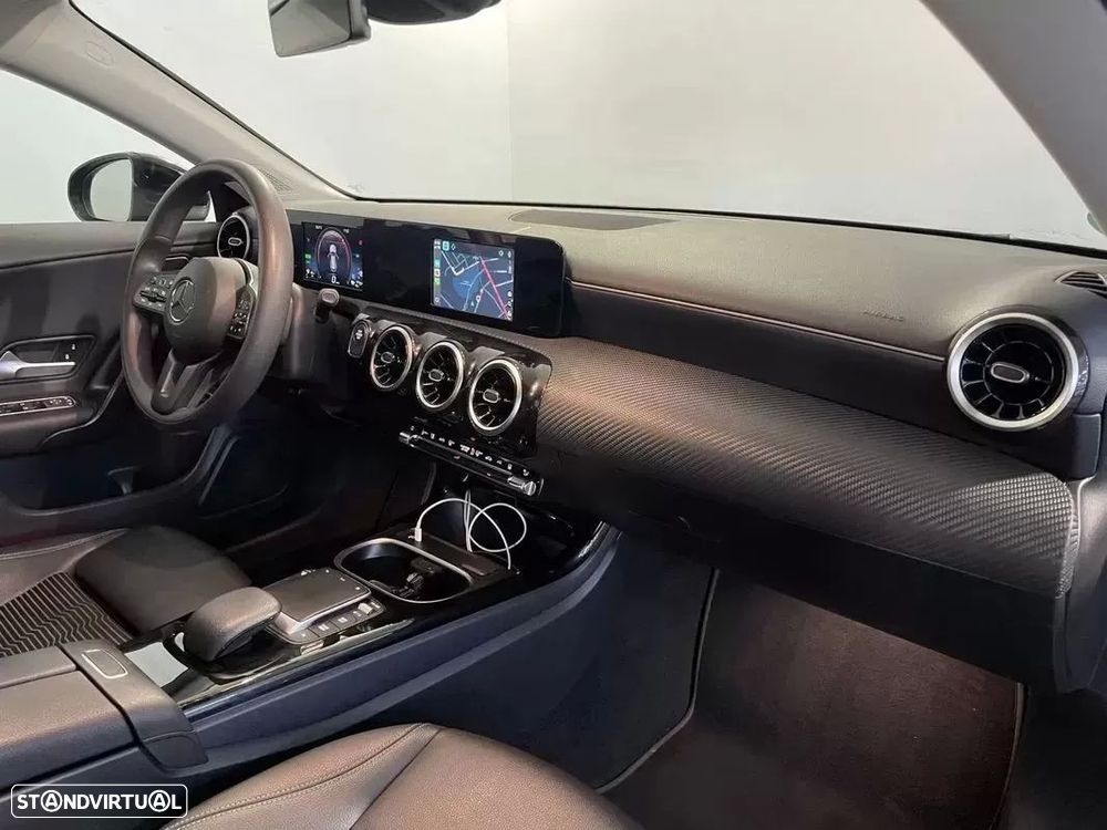Mercedes-Benz CLA 250 e Shooting Brake Style Plus - 17