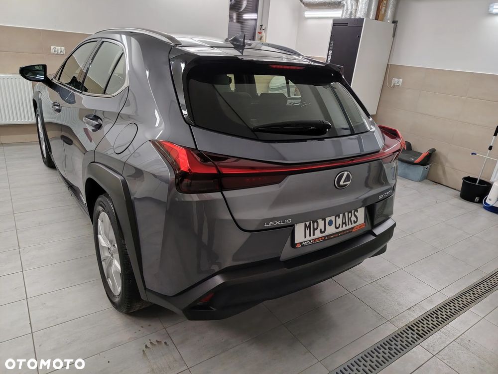 Lexus UX 250h Elegance 2WD - 10