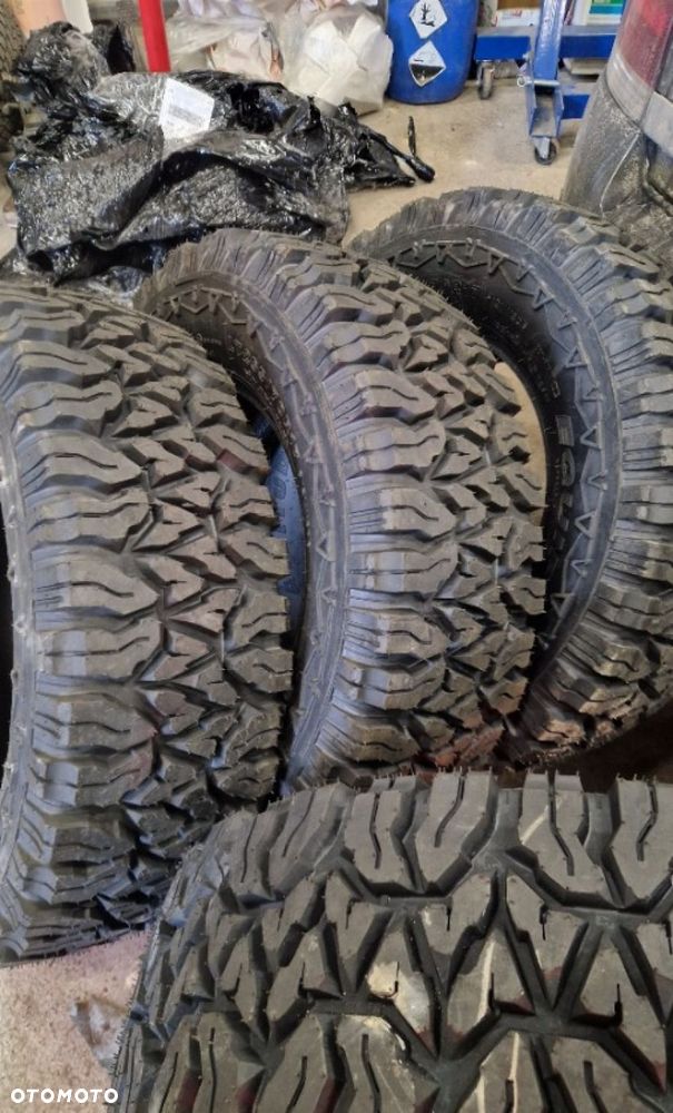 Dodge RAM 5.7 4x4 - 21