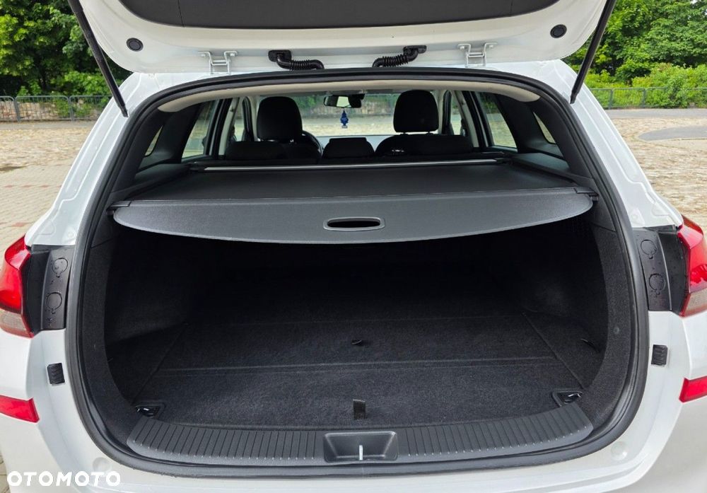 Hyundai i30 - 29