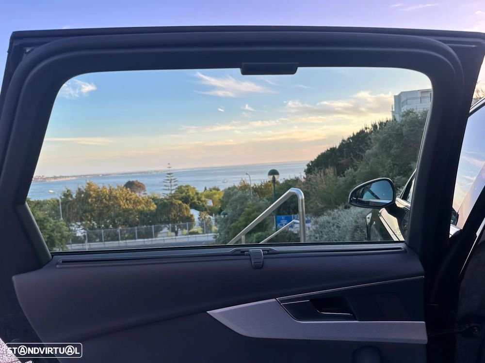 Audi A4 Avant 2.0 TDI S-line S tronic - 26