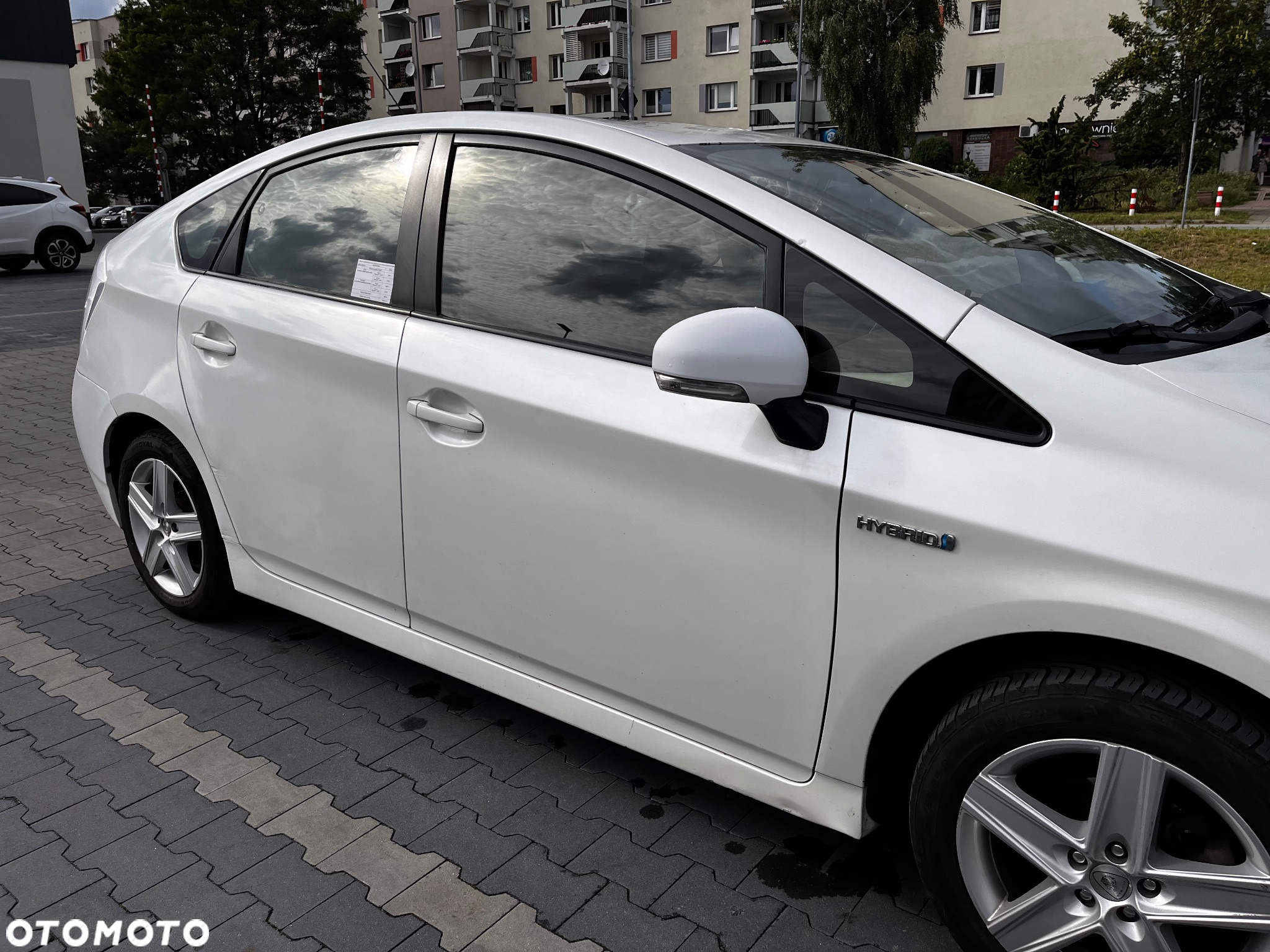 Toyota Prius (Hybrid) Comfort - 6