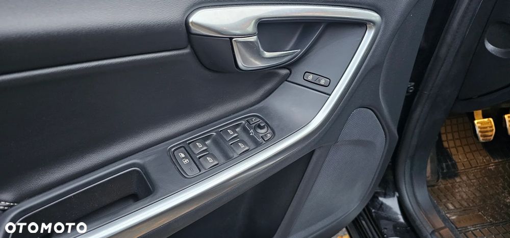 Volvo V60 2018 photo 5