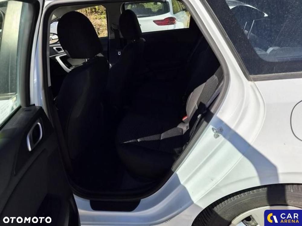 Kia Ceed - 39