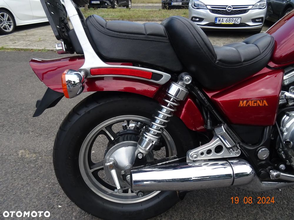 Honda VF - 3