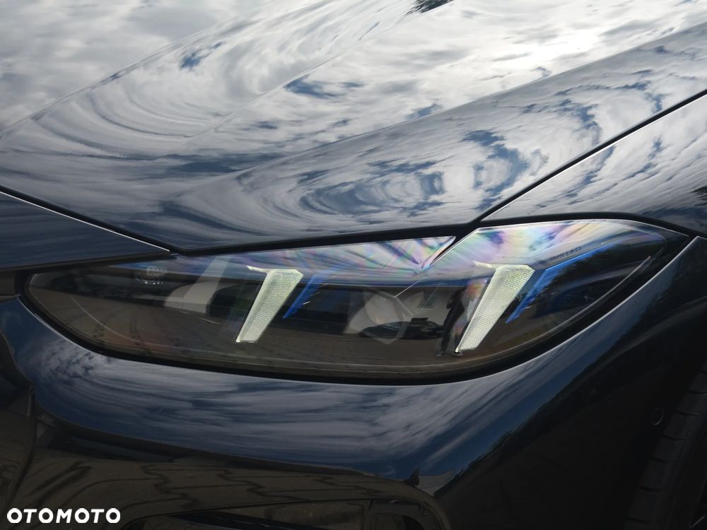 BMW Seria 4 M440i xDrive mHEV - 22