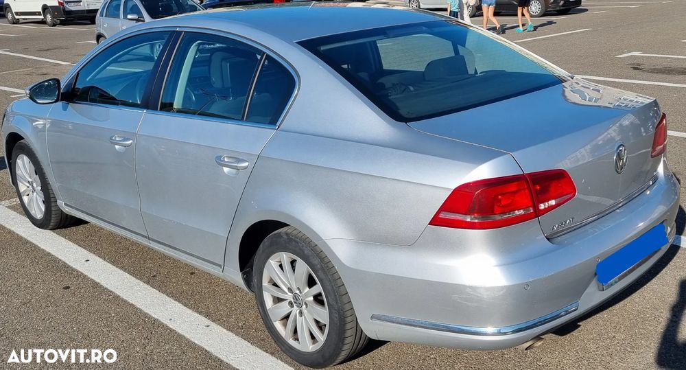 Volkswagen Passat - 2