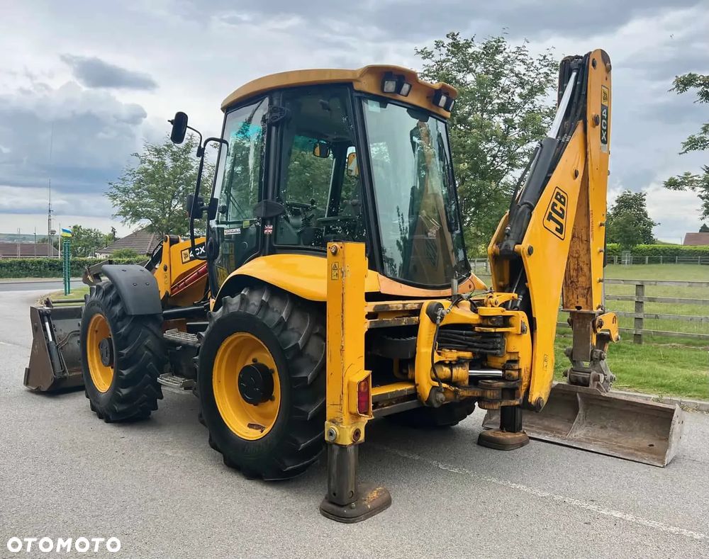 JCB 4CX SITEMASTER - 3