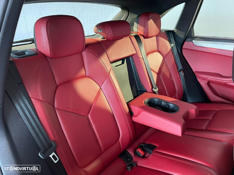 Porsche Macan Standard - 43