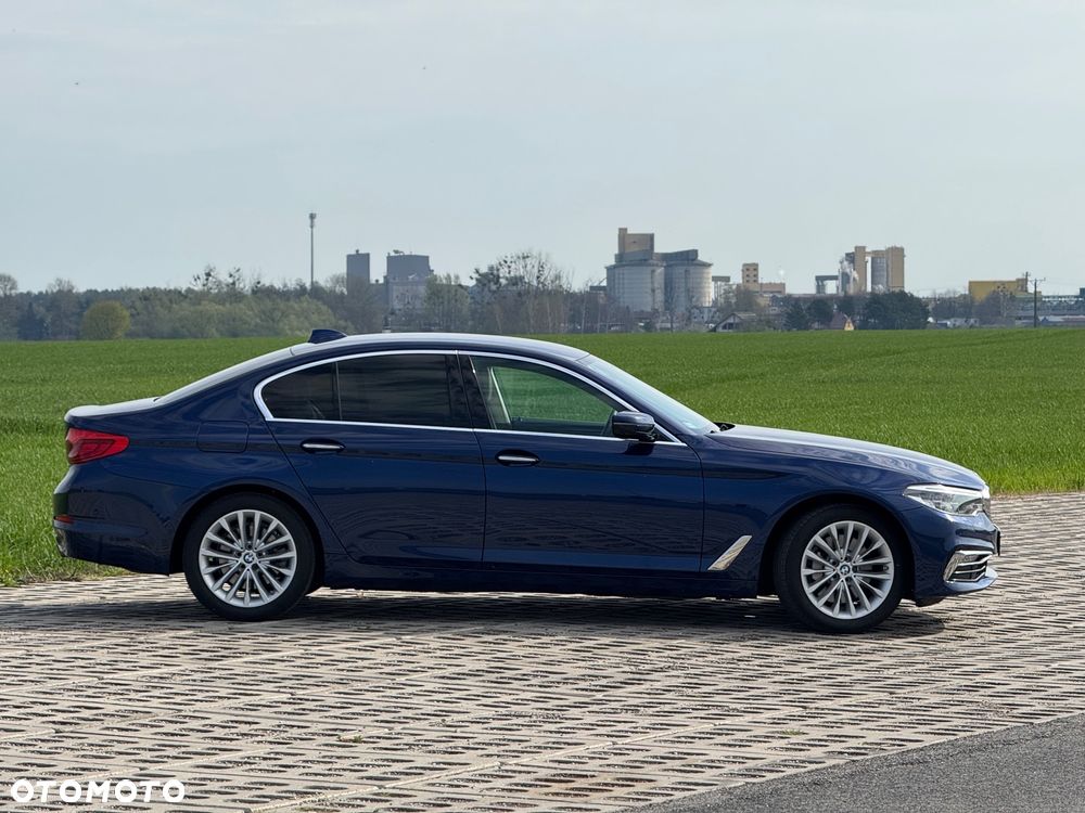 BMW Seria 5 530i xDrive Luxury Line - 8