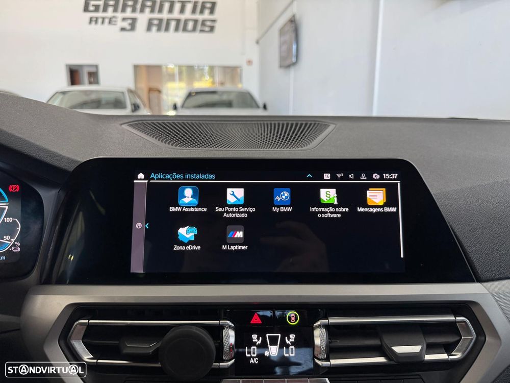 BMW 330 e Pack M Auto - 31