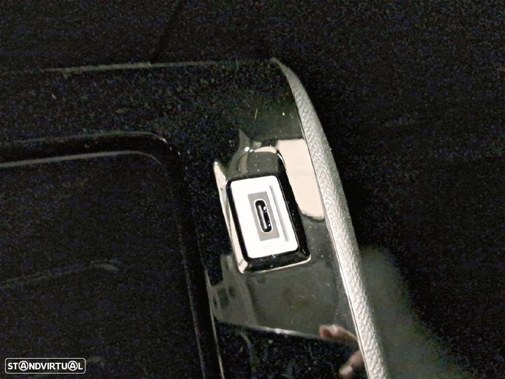 Peugeot 208 1.2 PureTech Style - 24