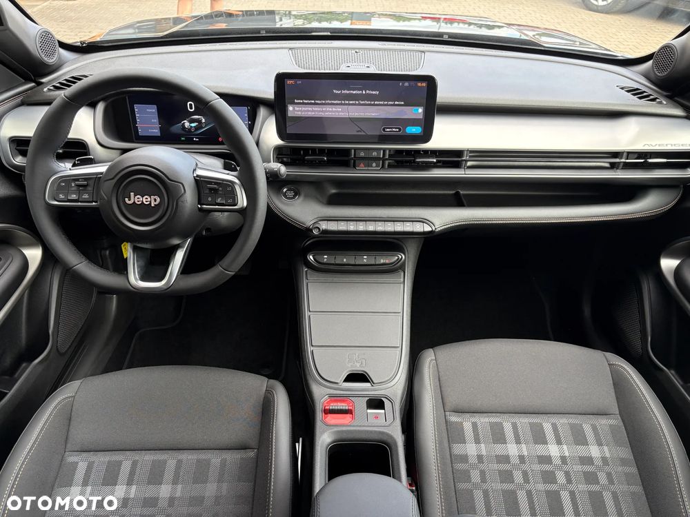Jeep Avenger 1.2 T3 mHEV 85th Anniversary eDCT6 - 12
