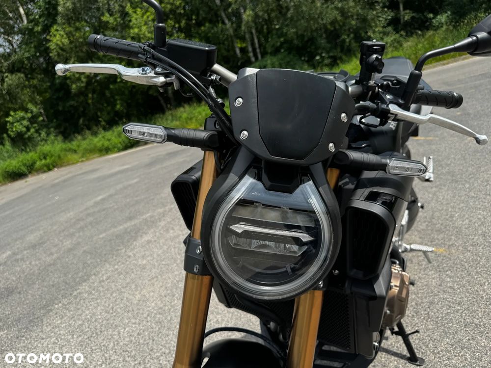 Honda CB - 17