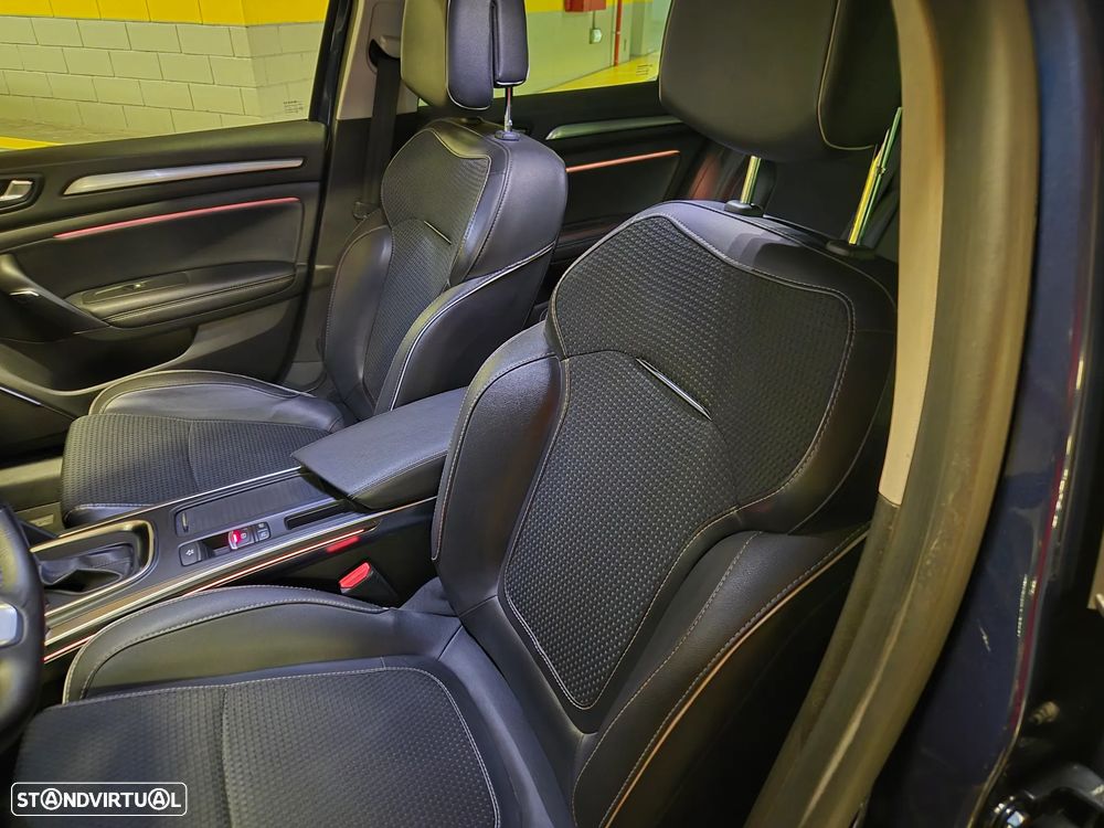 Renault Mégane Sport Tourer ENERGY dCi 110 EDC BOSE EDITION - 28