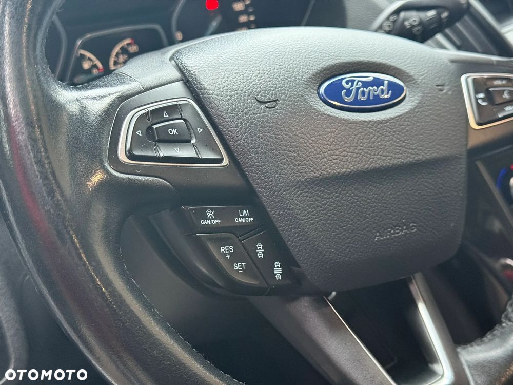 Ford Kuga 2.0 TDCi 4x2 Titanium - 32