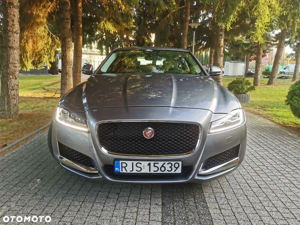 Jaguar XF 2.0 i4D Prestige - 5