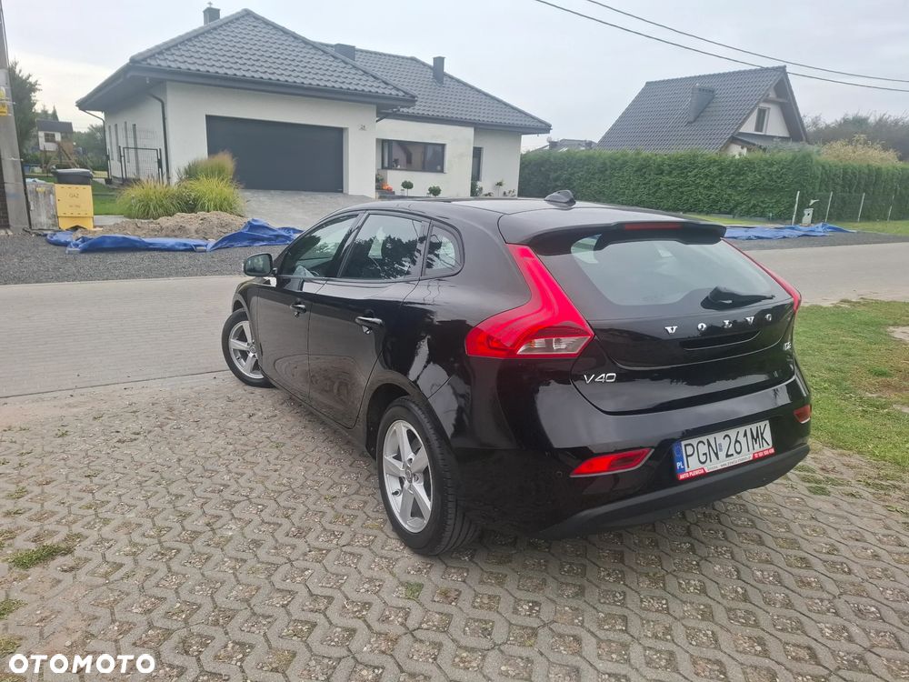 Volvo V40 D2 Kinetic - 2