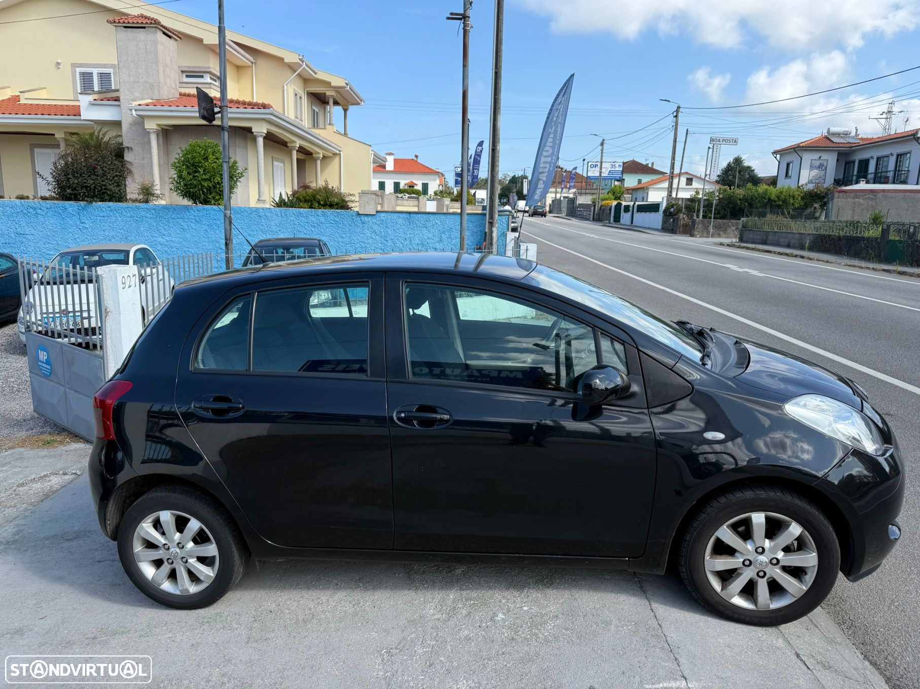Toyota Yaris 1.0 VVT-i - 3