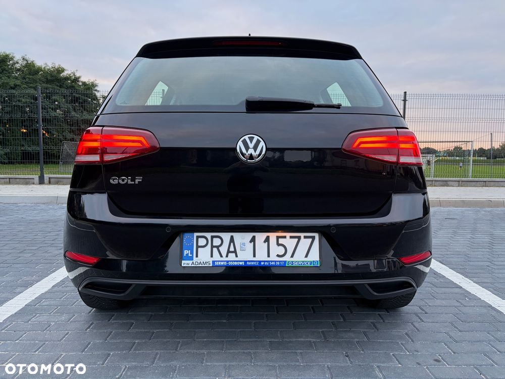 Volkswagen Golf 1.6 TDI (BlueMotion Technology) Trendline - 11