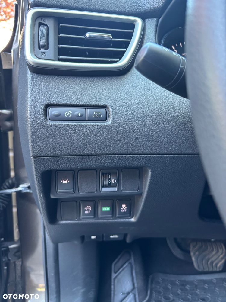 Nissan Qashqai - 13