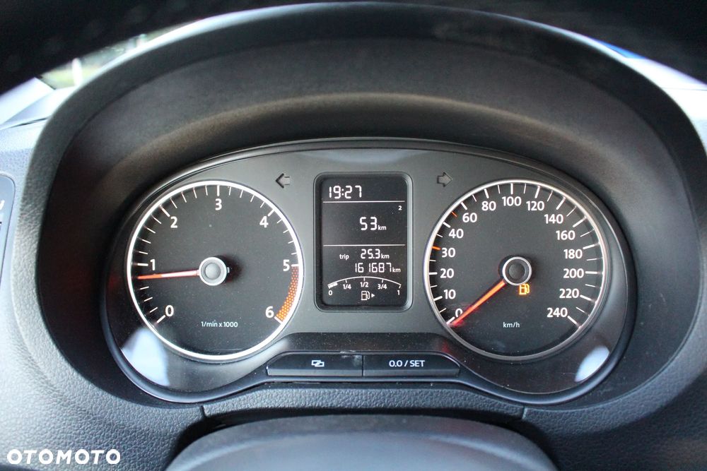Volkswagen Polo 1.2 TDI Blue Motion - 10