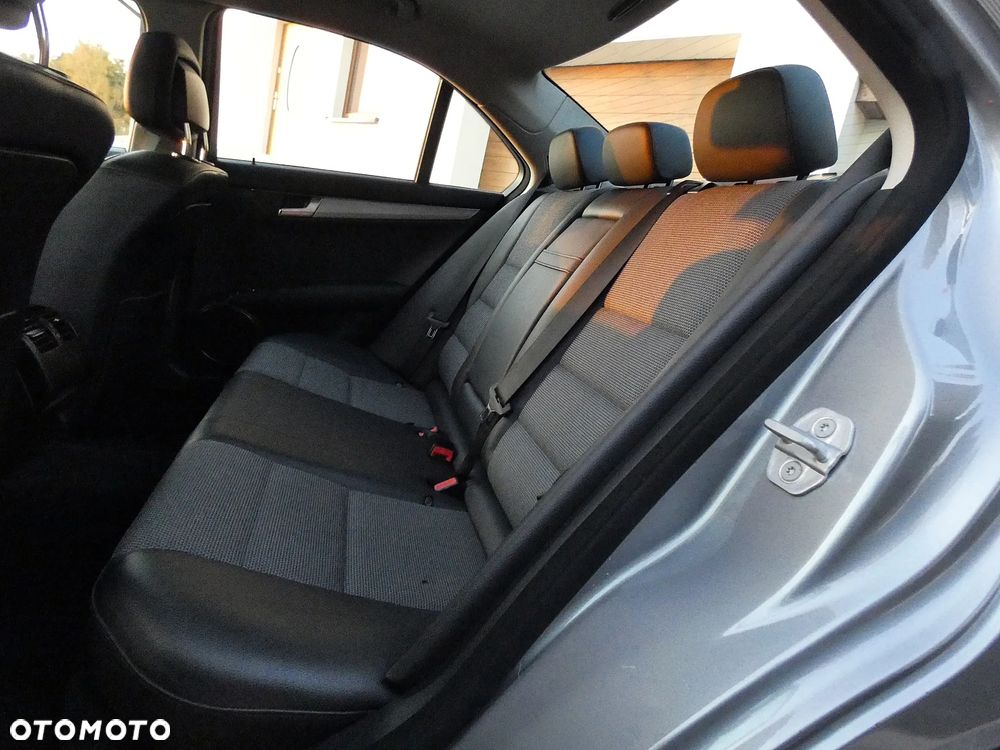 Mercedes-Benz Klasa C 180 Kompressor Avantgarde - 18