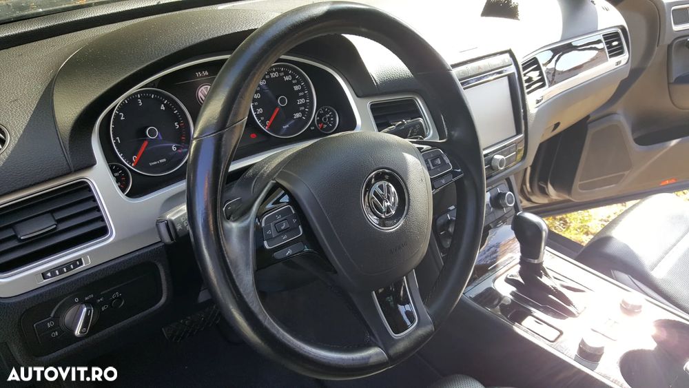 Volkswagen Touareg 3.0 V6 TDI SCR Blue Motion DPF Automatik - 36