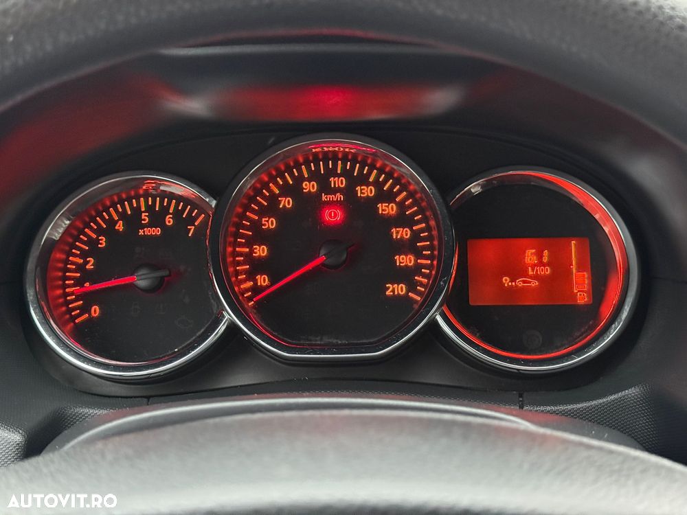 Dacia Duster 1.5 dCi 4x2 Laureate - 12