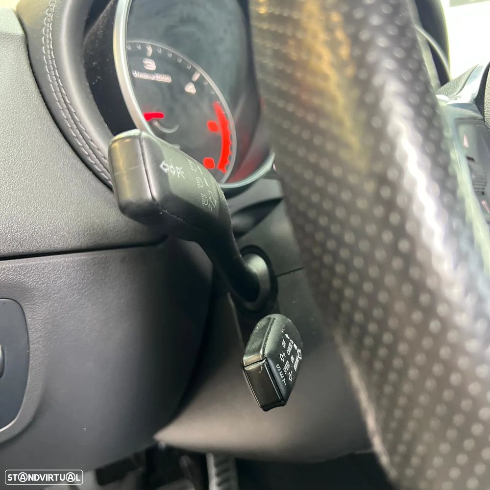 Audi TT Coupé 2.0 TDI quattro S-line - 8