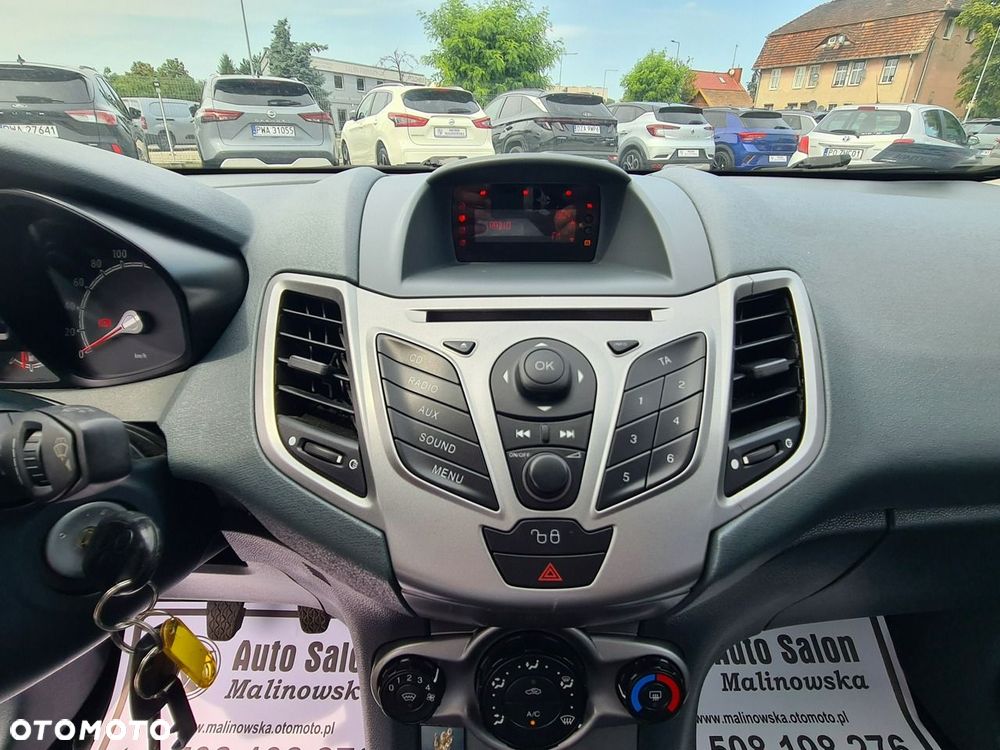Ford Fiesta 1.25 Trend - 13