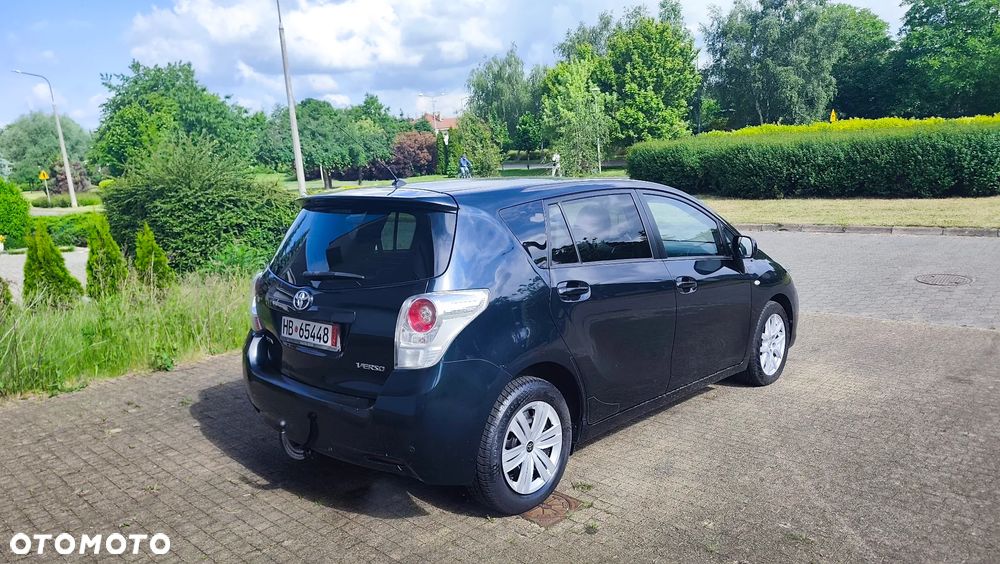 Toyota Verso 2.0 D-4D Executive - 4