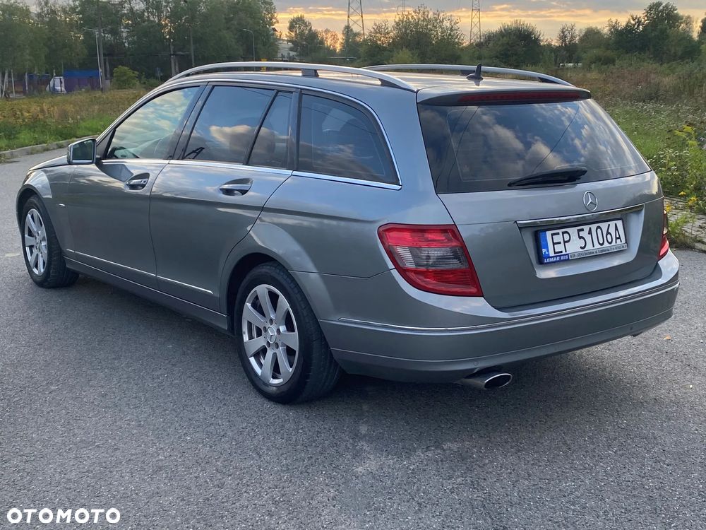 Mercedes-Benz C-Class 2009 photo 5