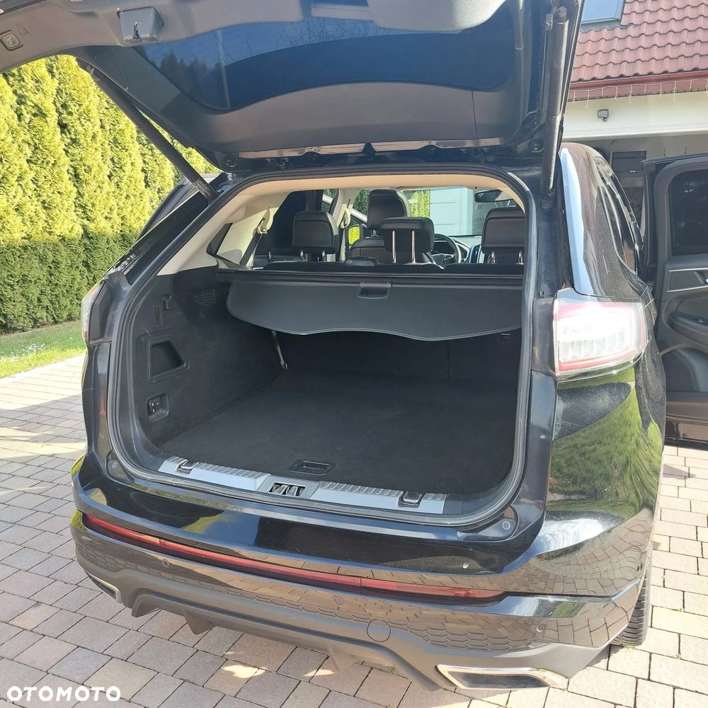 Ford Edge 2.0 TDCi Twin-Turbo 4WD ST-Line - 13