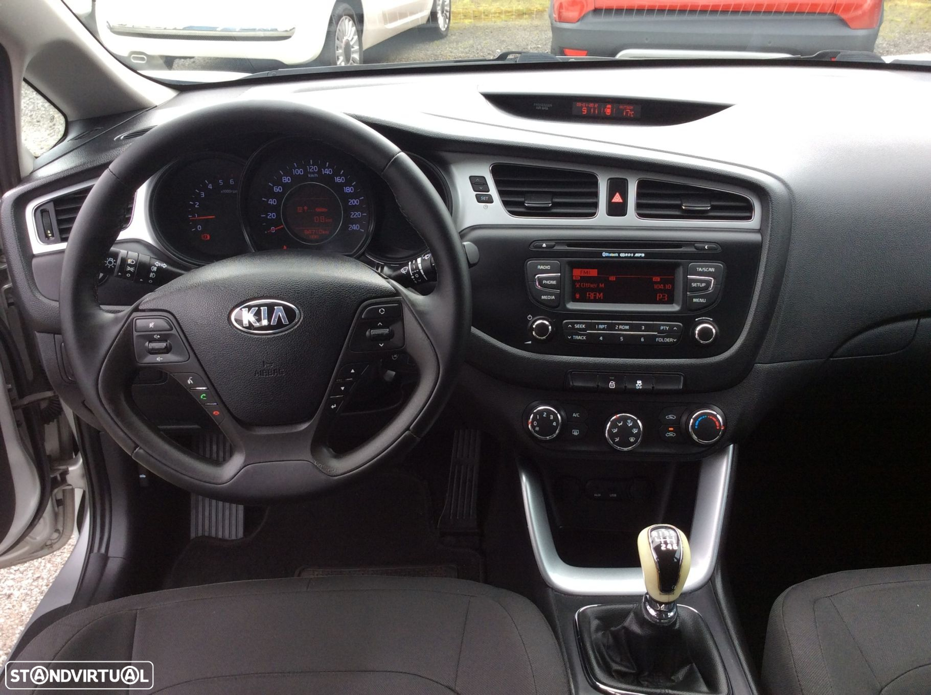 Kia Ceed SW 1.4 CRDi ECO - 29