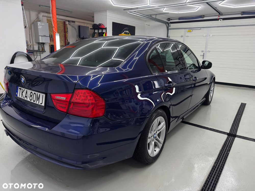 BMW Seria 3 320d - 4