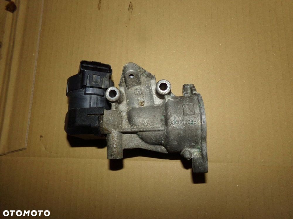 ZAWÓR EGR 9645689680 PEUGEOT 407 CITROEN 2.0 HDI - 1