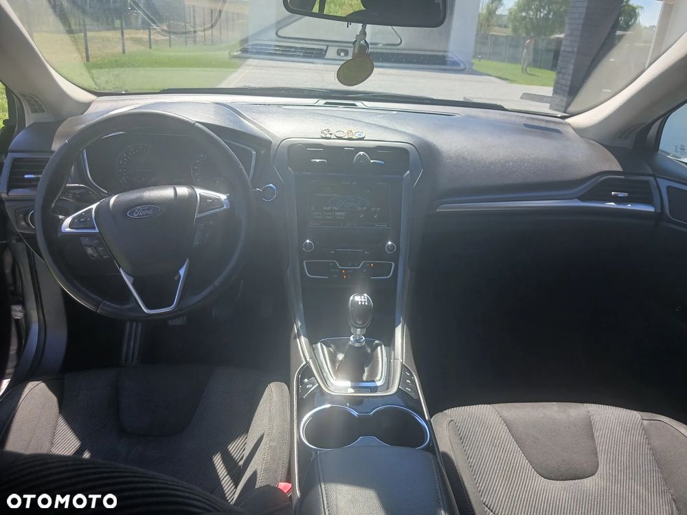 Ford Mondeo 2.0 TDCi Titanium - 11