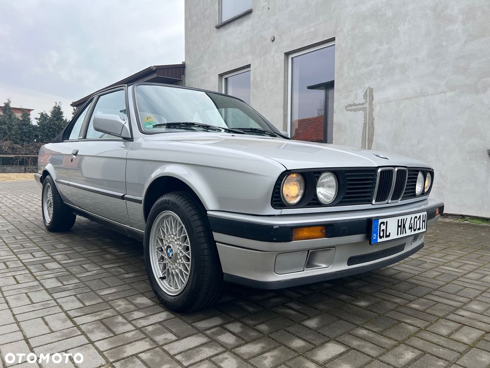 BMW Seria 3 316i - 11