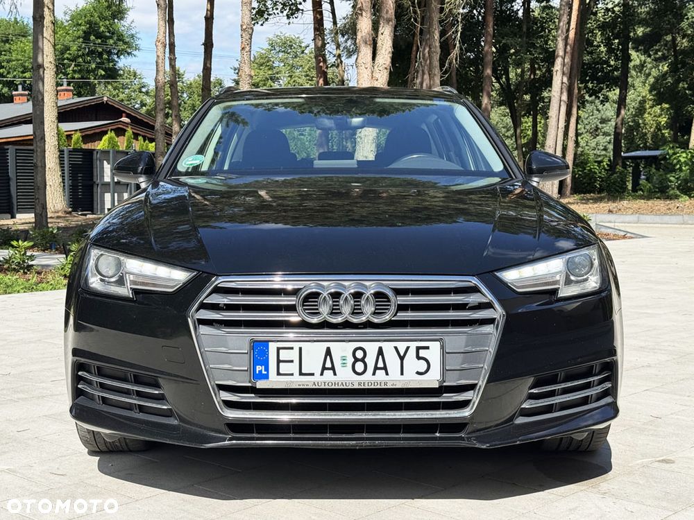 Audi A4 Avant 2.0 TDI design - 5