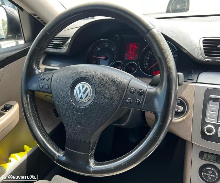 VW Passat Variant - 6