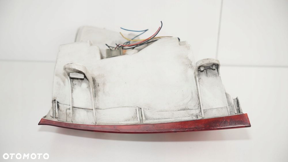 LAMPA LEWY TYŁ TYLNA SKODA SUPERB II 2 13-15R KOMBI - 7