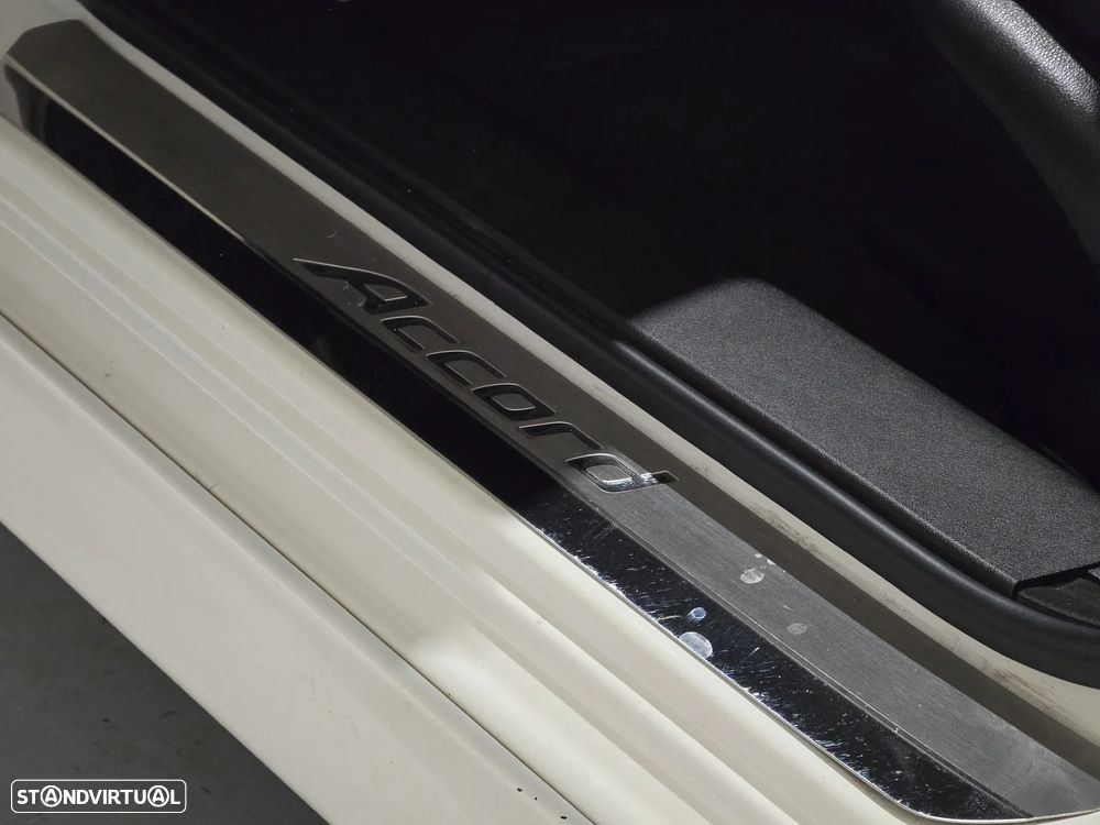 Honda Accord 2.4 Type S - 32