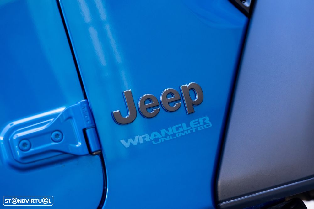 Jeep Wrangler - 10