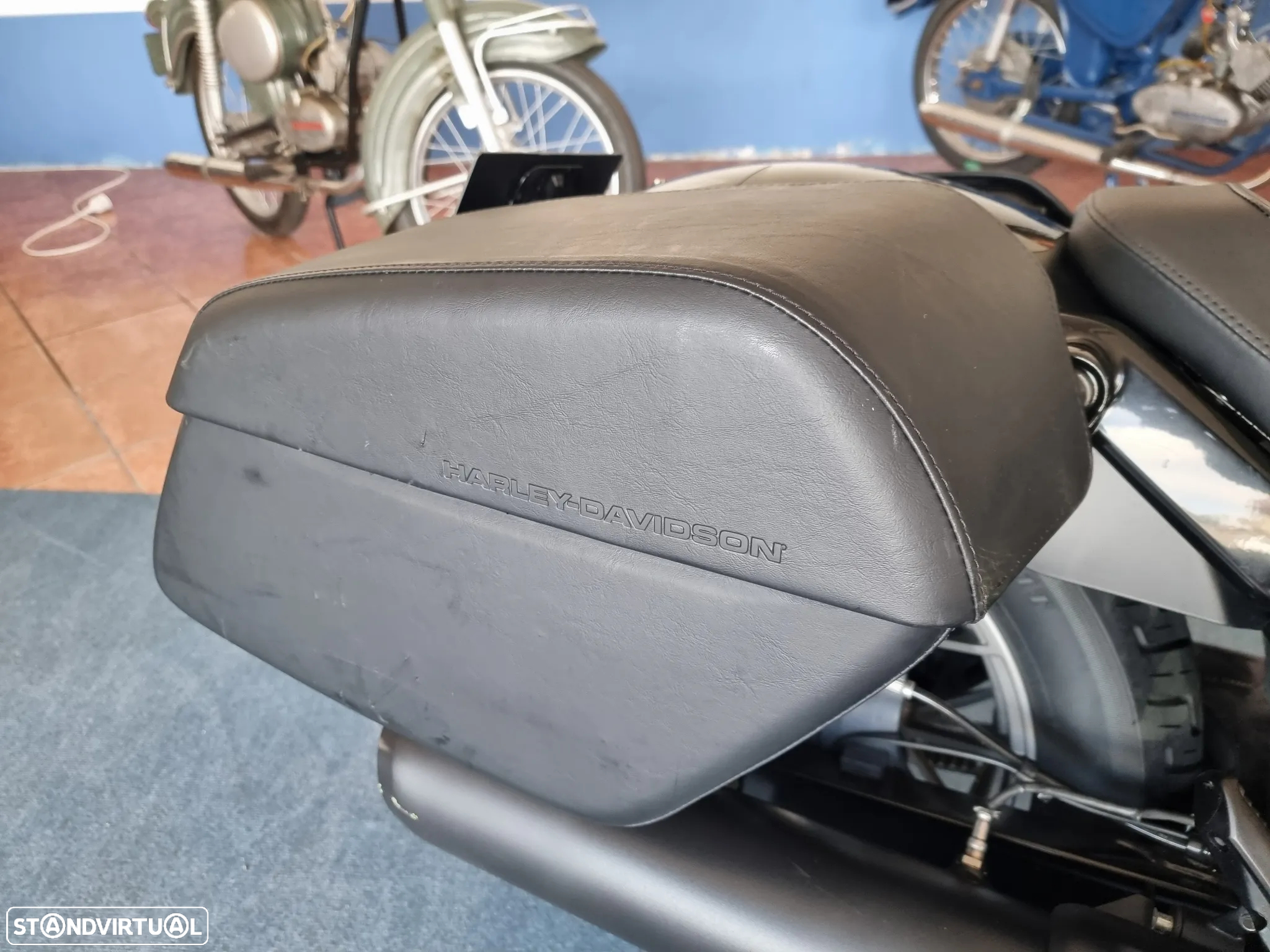 Harley-Davidson Sportster Nightster Special - 9