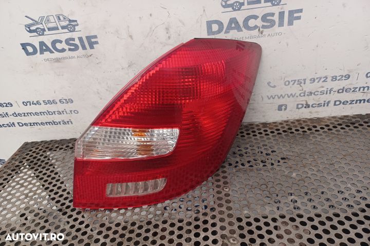 Lampa stop dreapta pe aripa Skoda Fabia 5J [facelift] [2010 - 2014] H - 2