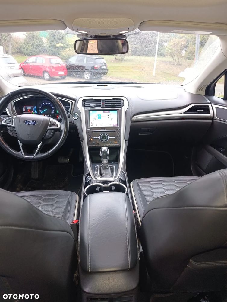 Ford Mondeo 2.0 Hybrid Vignale - 6