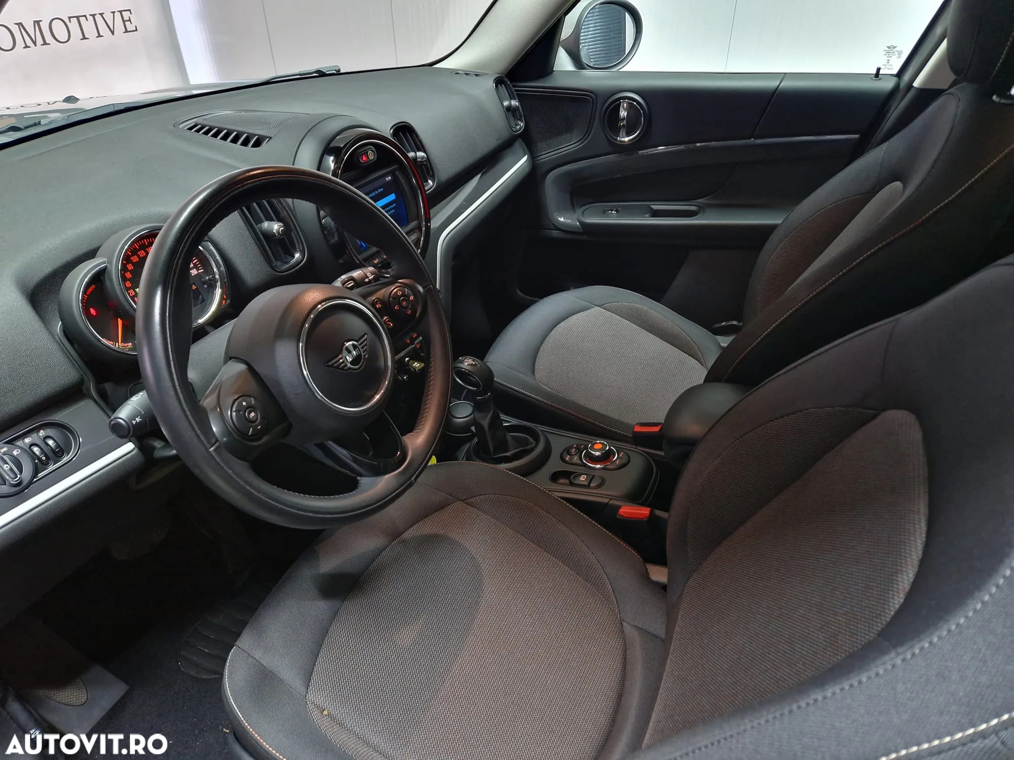 Mini Countryman Cooper S E ALL4 AT - 10