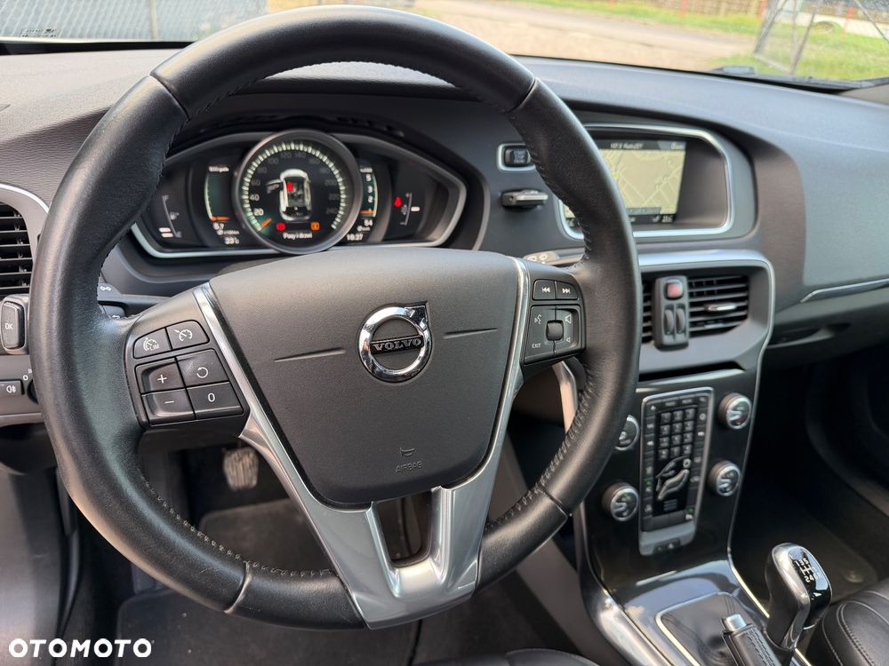 Volvo V40 D3 Momentum - 15